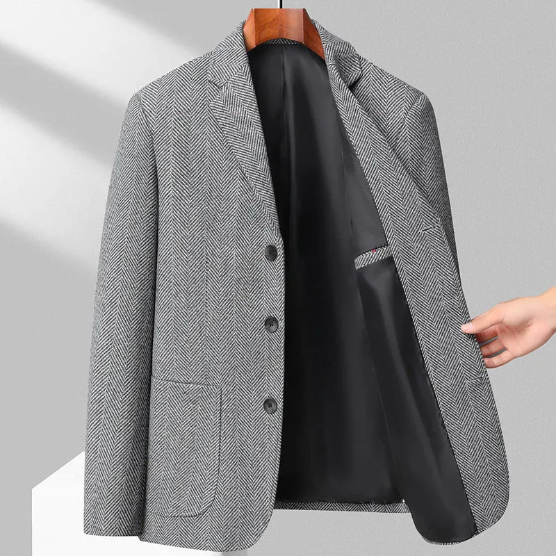 Men's loose fit casual coat in black, shown front-on, suitable for spring and autumn leisure wear.