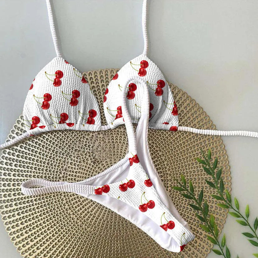 Women's cotton-lined bikini swimsuit in quick-drying nylon fabric available in three colours