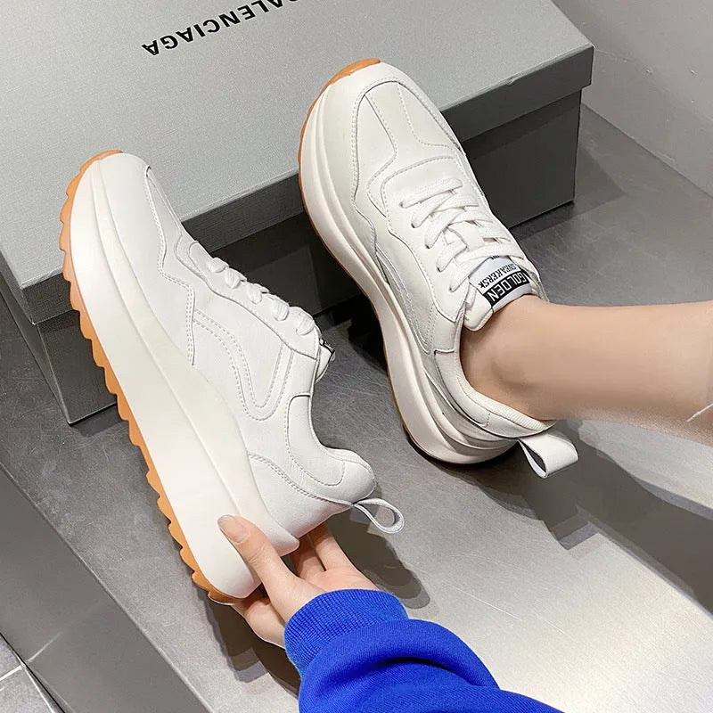 Women's beige-lined white casual sports shoes made from cattlehide leather with an English muffin heel.