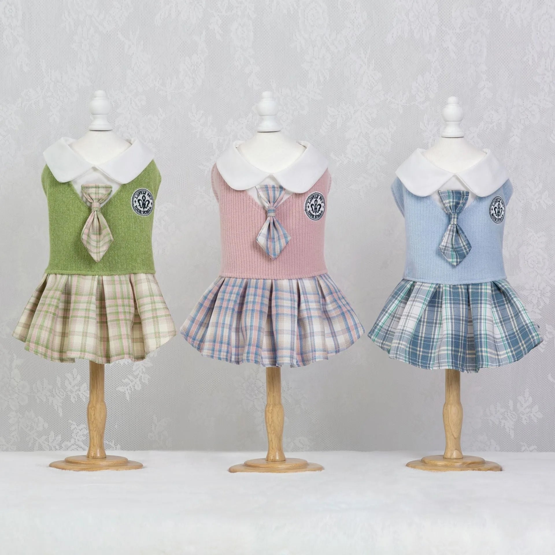 Polyester tartan princess skirt for dogs and cats in blue, green, pink colours