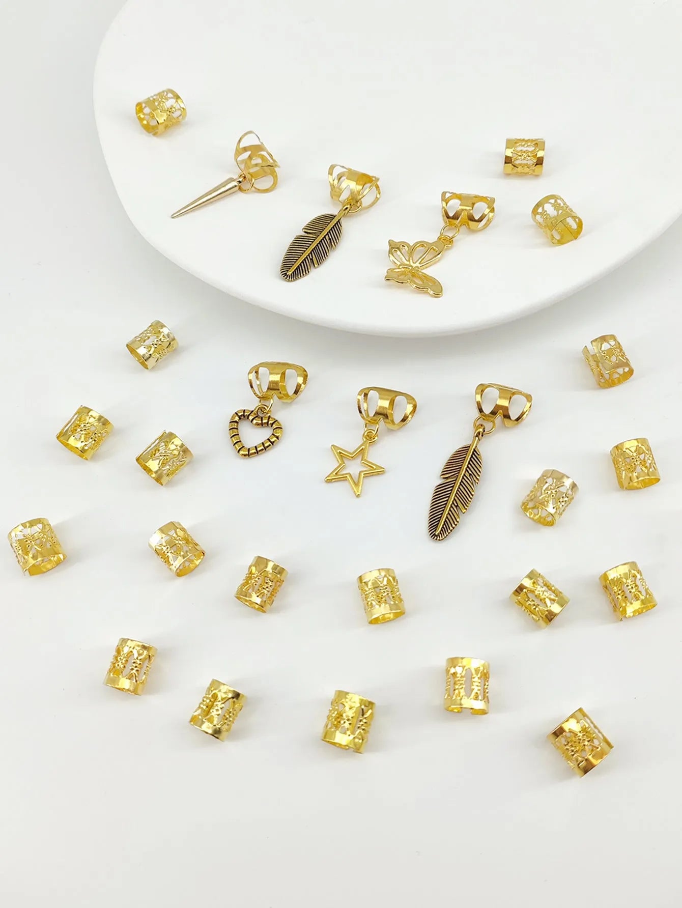 Alloy hair rings with antique leaves pattern in gold or silver, pack of 26 pieces