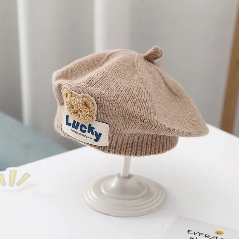 Children's thermal knitting acrylic beret in beige for ages 3 months to 4 years