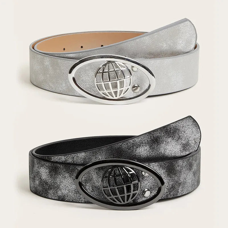 Retro women's thick belt with oval alloy buckle in antique grey-white finish