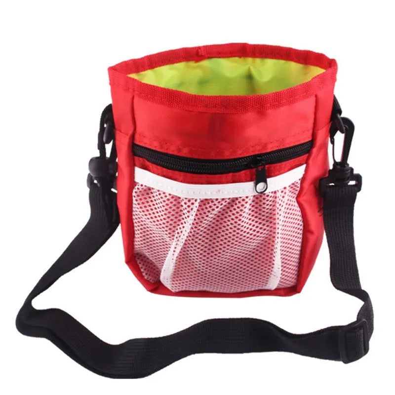 Dog treat pouch in red Oxford cloth with drawstring closure and detachable belt buckle, 18x14x6cm