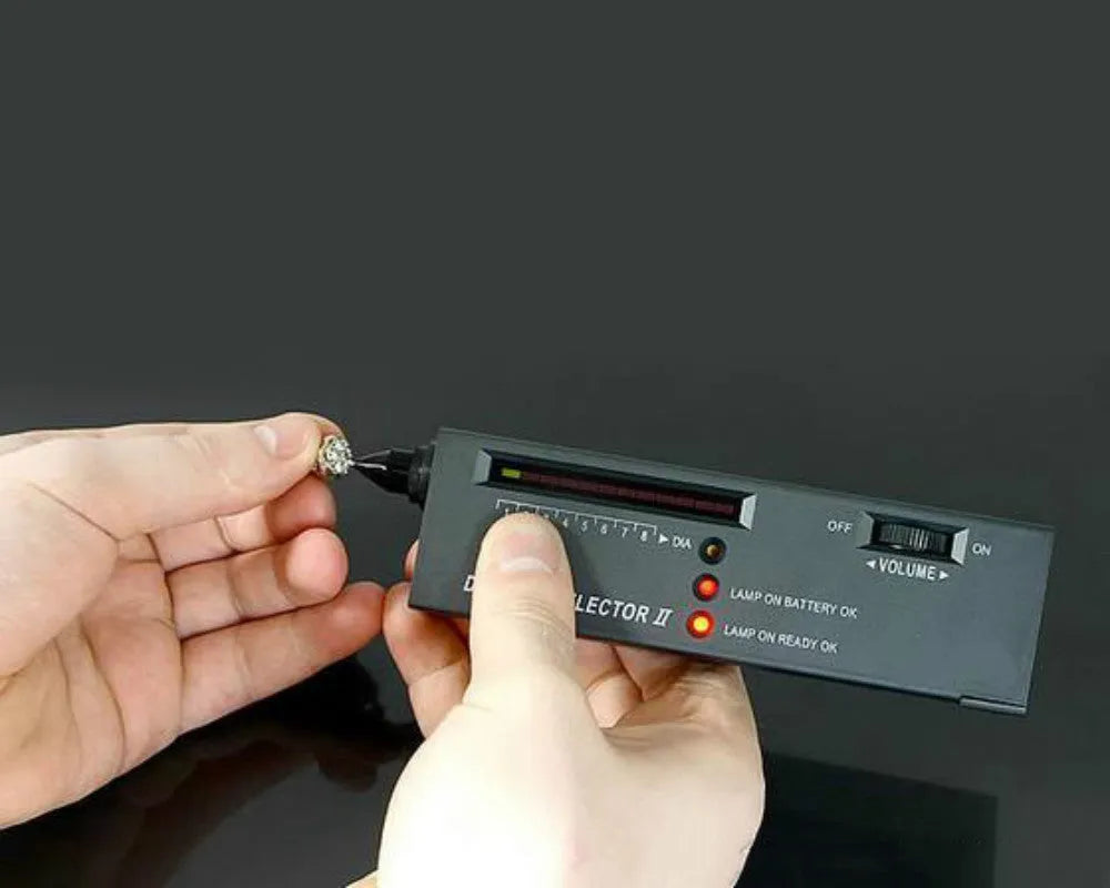 Second generation black diamond thermal conductivity meter with metal probe, measuring 135mm long.