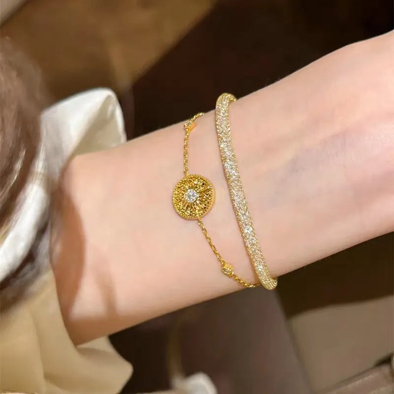 Gold-plated mush ice compass bracelet for women, copper with wire drawing finish, geometric French retro design
