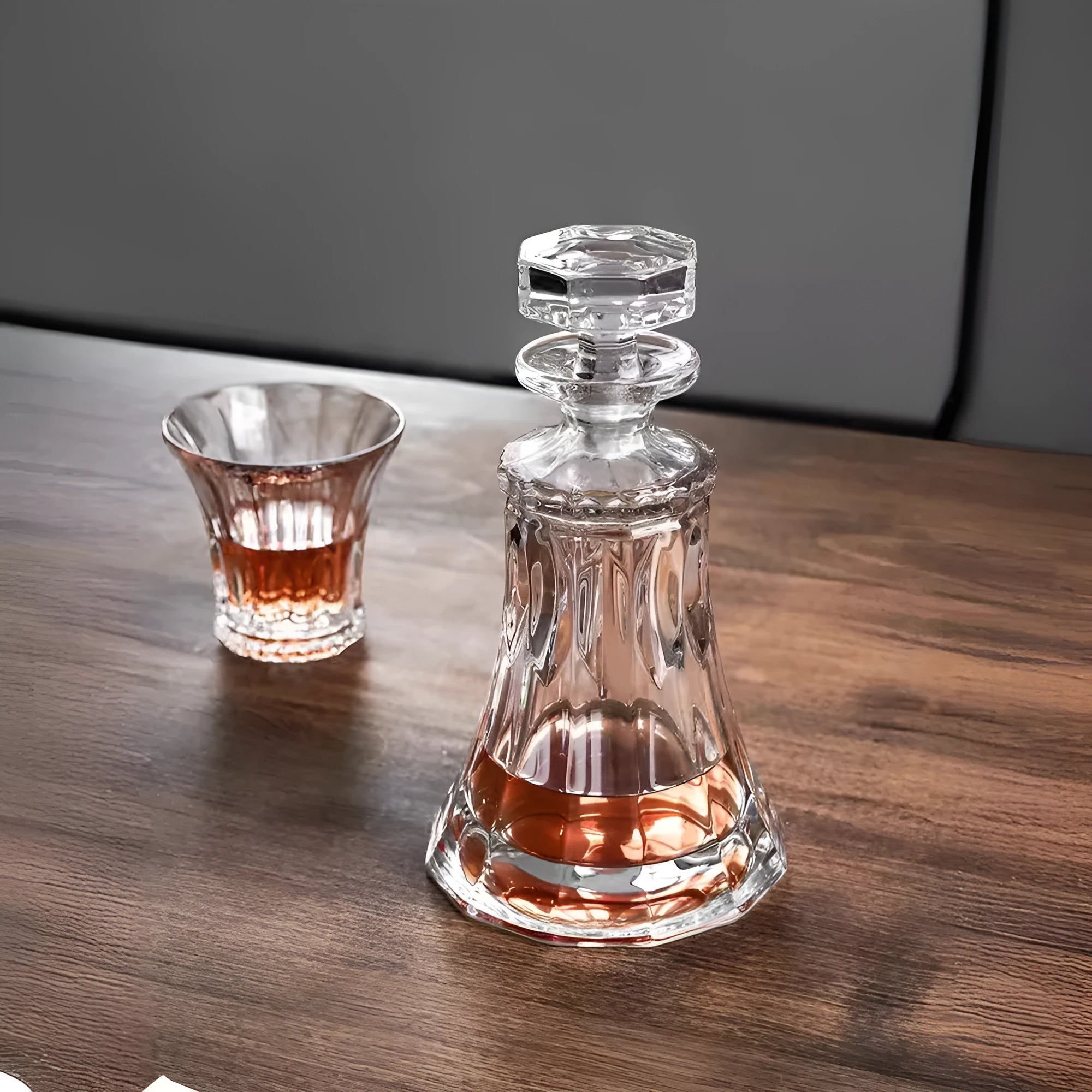 490ml imported crystal glass Wellington wine decanter set with six matching glasses in retro mild luxury style