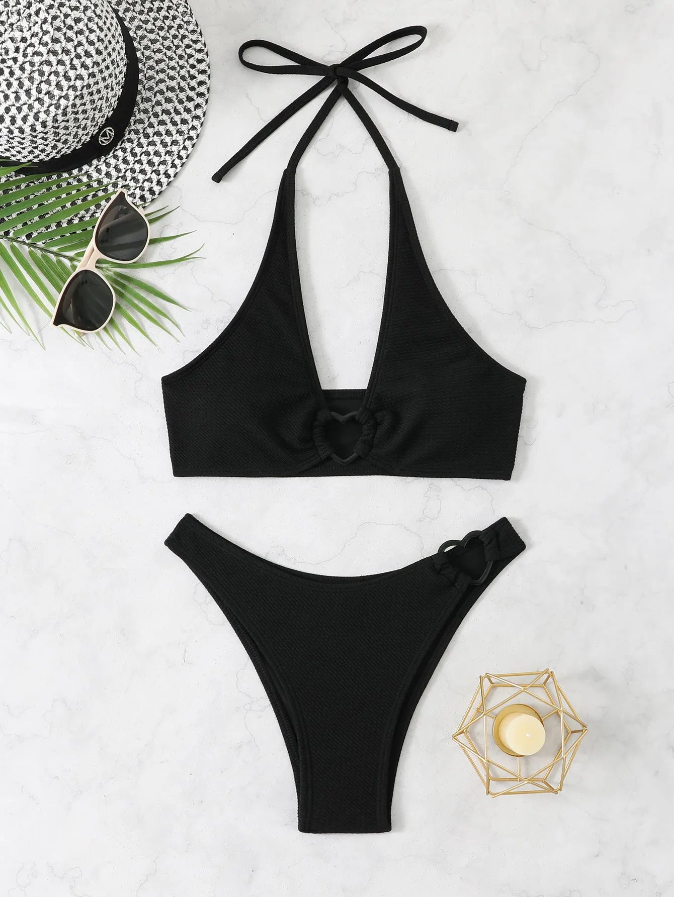 Solid colour split love heart-shaped bikini swimsuit in white, polyester high elasticity fabric, sizes S-XL