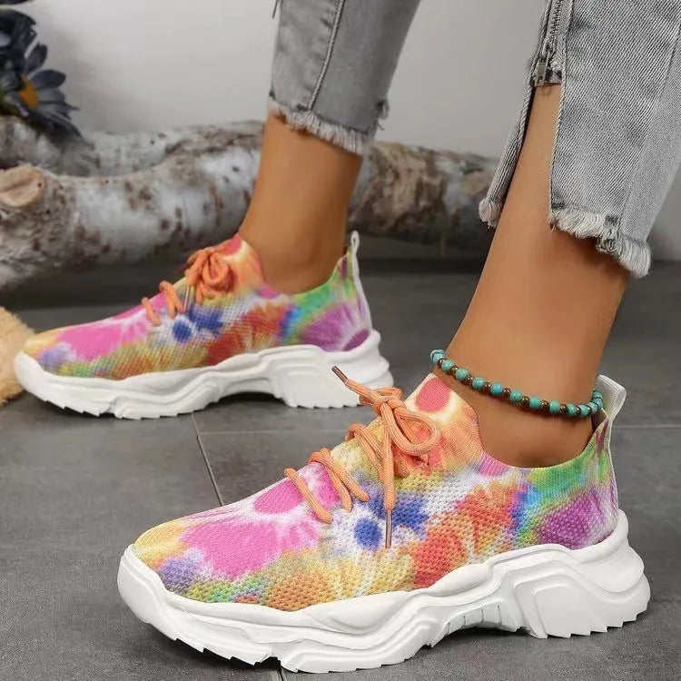 Flyknit slip-on light running shoes with 3D printed flowers, breathable mesh upper, flat heel, available in multiple colours