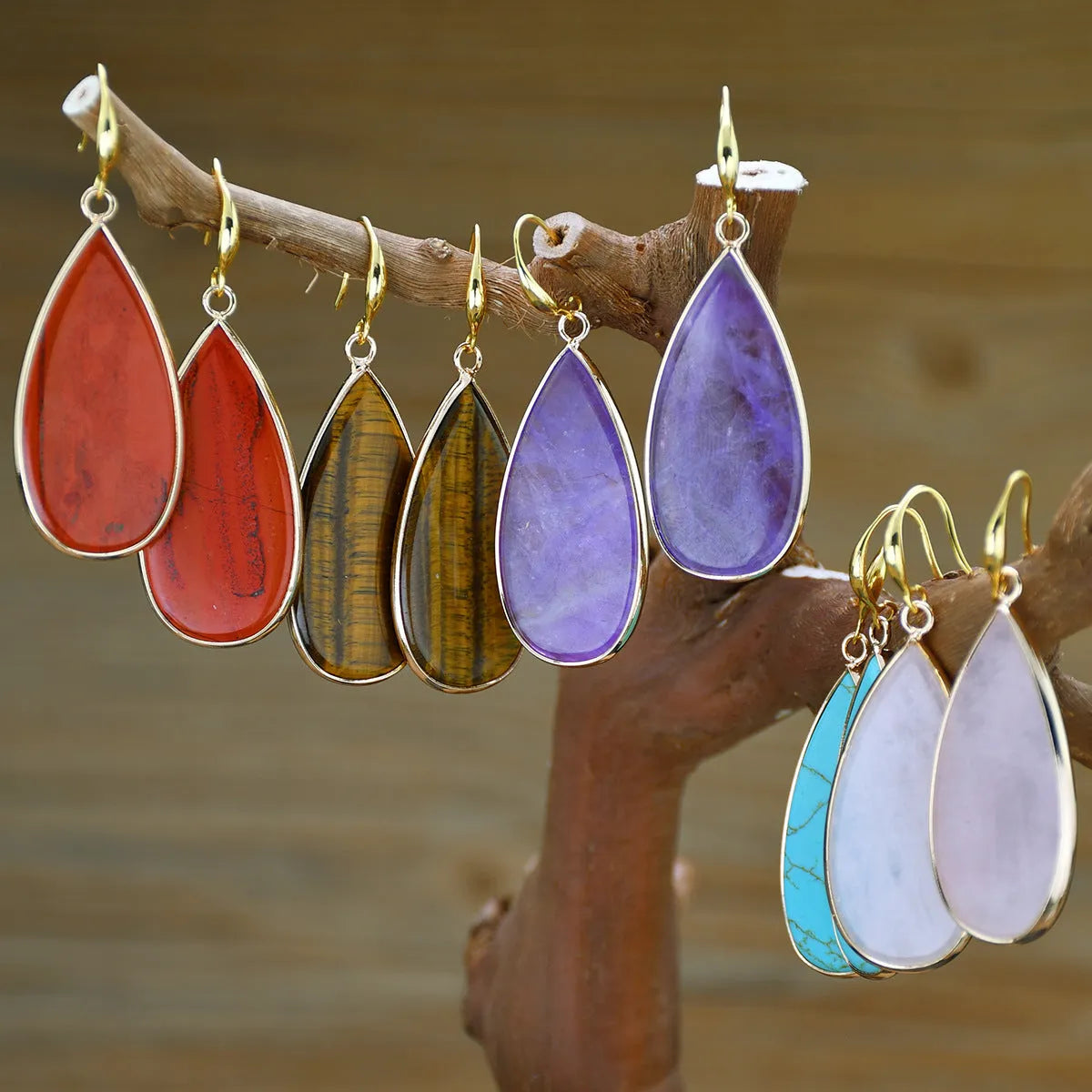 Vintage Tigereye drop-shaped earrings with long water drops design in natural stone