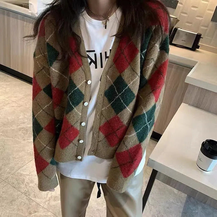 Women's casual knitted cardigan coat in macaron colours - pink, green, black, khaki.