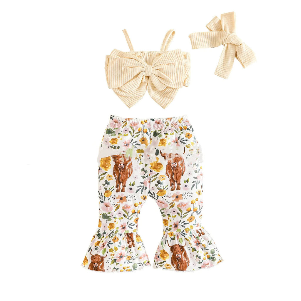 Girls' summer cotton bow suspenders short top and trousers suit set in beige with flower pattern