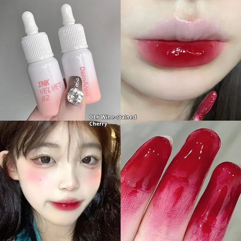 Mirror lip lacquer tube showing moisturising lip gloss with nonstick cup applicator in 3.5g size