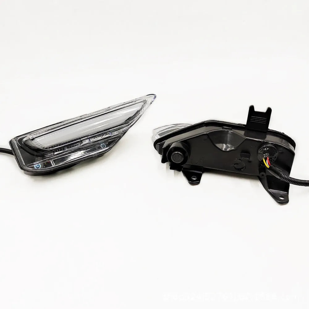 Pair of LED front bumper light assemblies for Infiniti Q50 and Q70 models