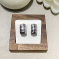 Gold-finished brass C-shaped earrings with exaggerated curve, 2 cm diameter, Style1 option