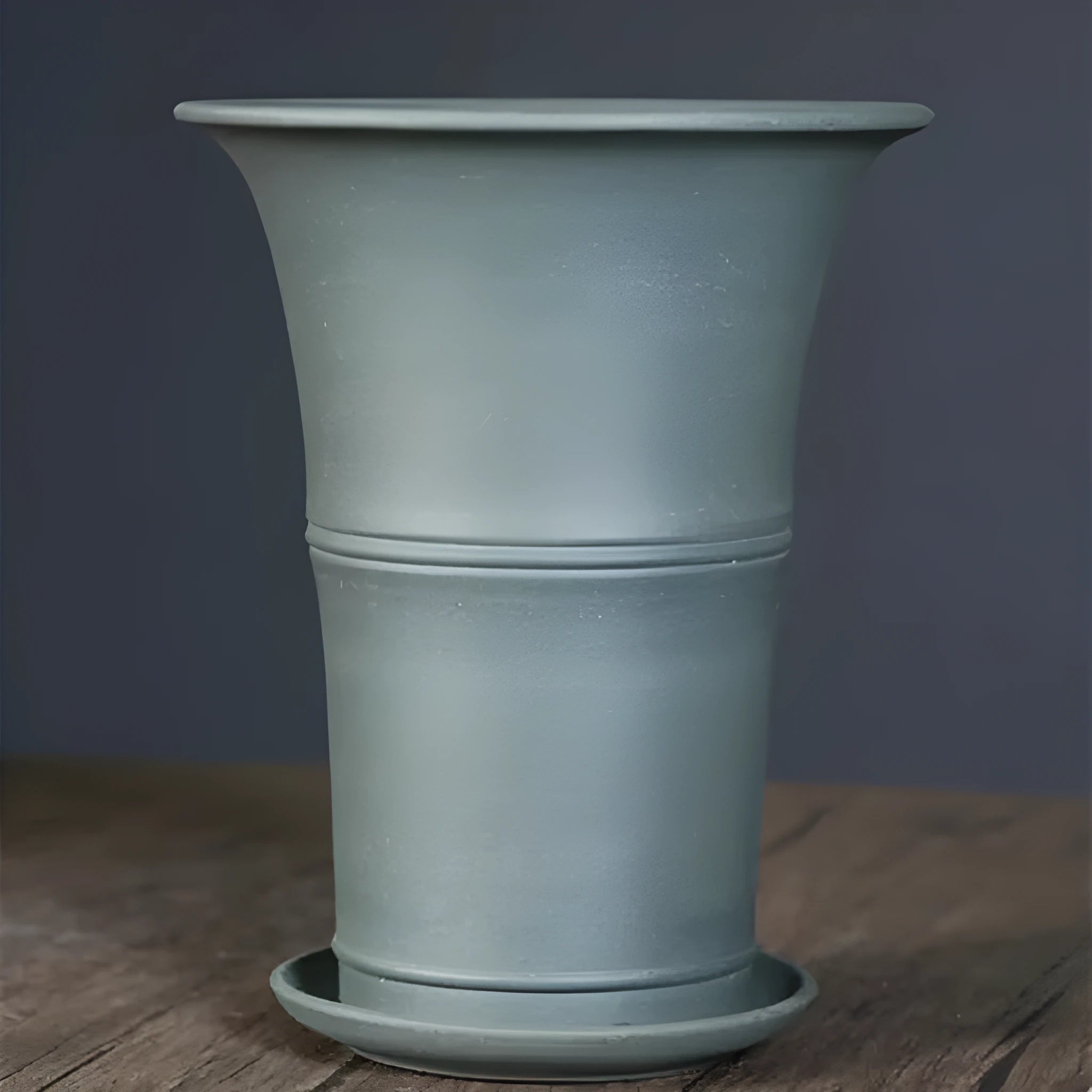 Large-diameter purple clay flower pot in classical ceramic style, available in multiple colours for Clivia and succulents