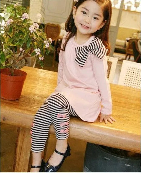 Pink cotton girls' two-piece clothing set showing front view with size options 110cm to 140cm