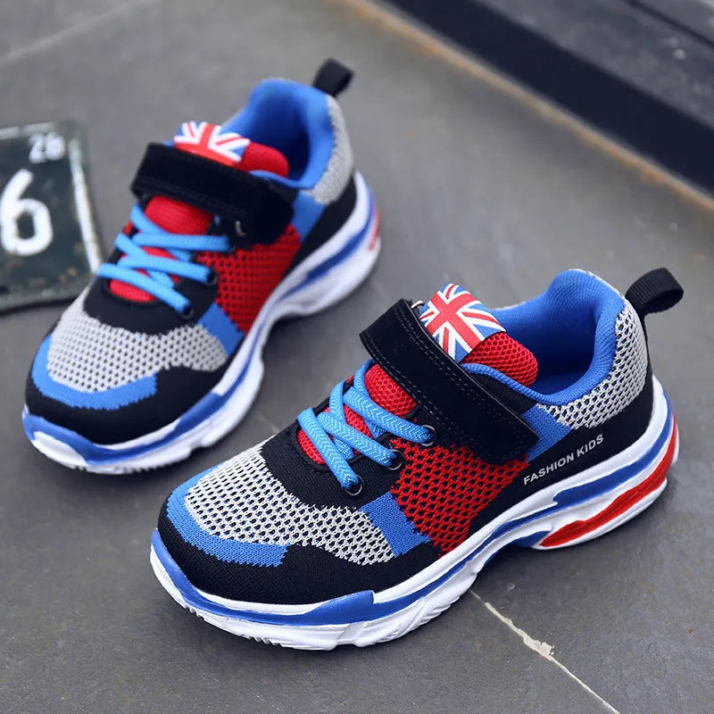 Children's mesh breathable running shoes for boys and girls, Velcro closure, pink colour, side view