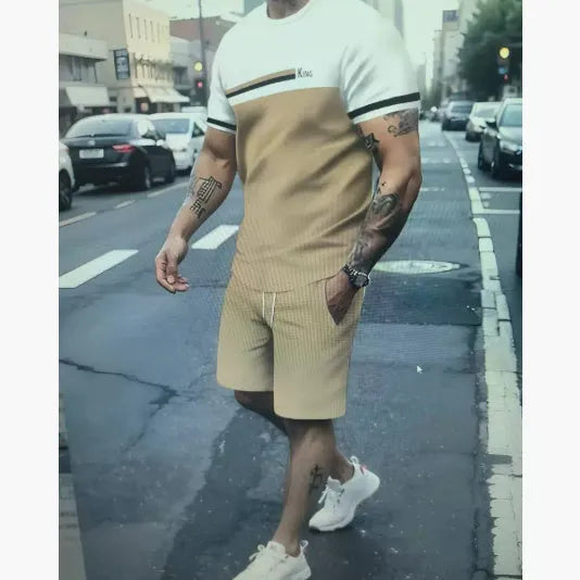 Men's loose-fit short-sleeved T-shirt and matching shorts in polyester summer leisure suit