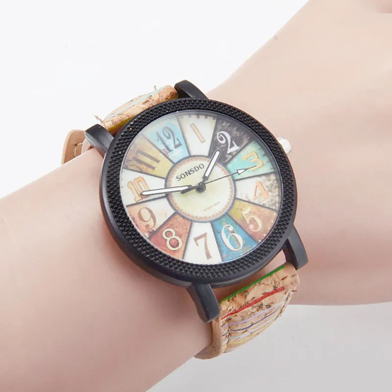 Casual women's watch with leather strap, 37mm round dial and stainless steel buckle