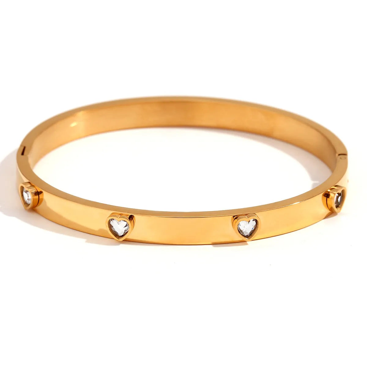 Stainless steel women's bracelet with micro-inlaid peach heart charm in electroplated finish