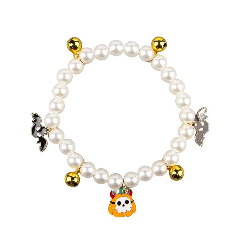 Halloween cat collar decoration with simulated pearl necklace in pumpkin-themed colours