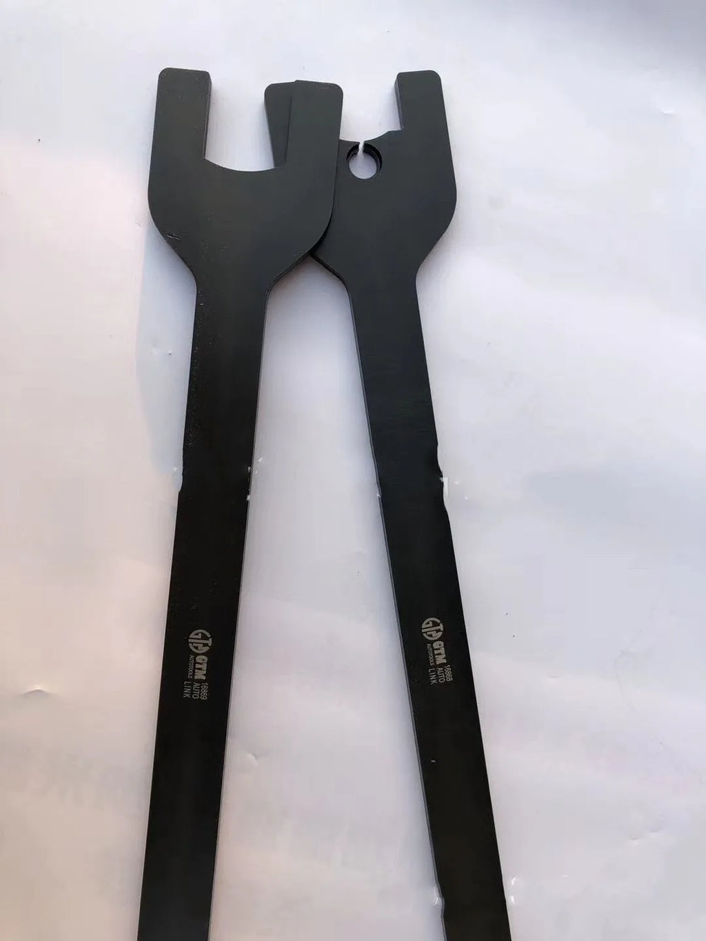 Land Rover fan support wrench set with 36mm and 40mm alloy steel spanners.