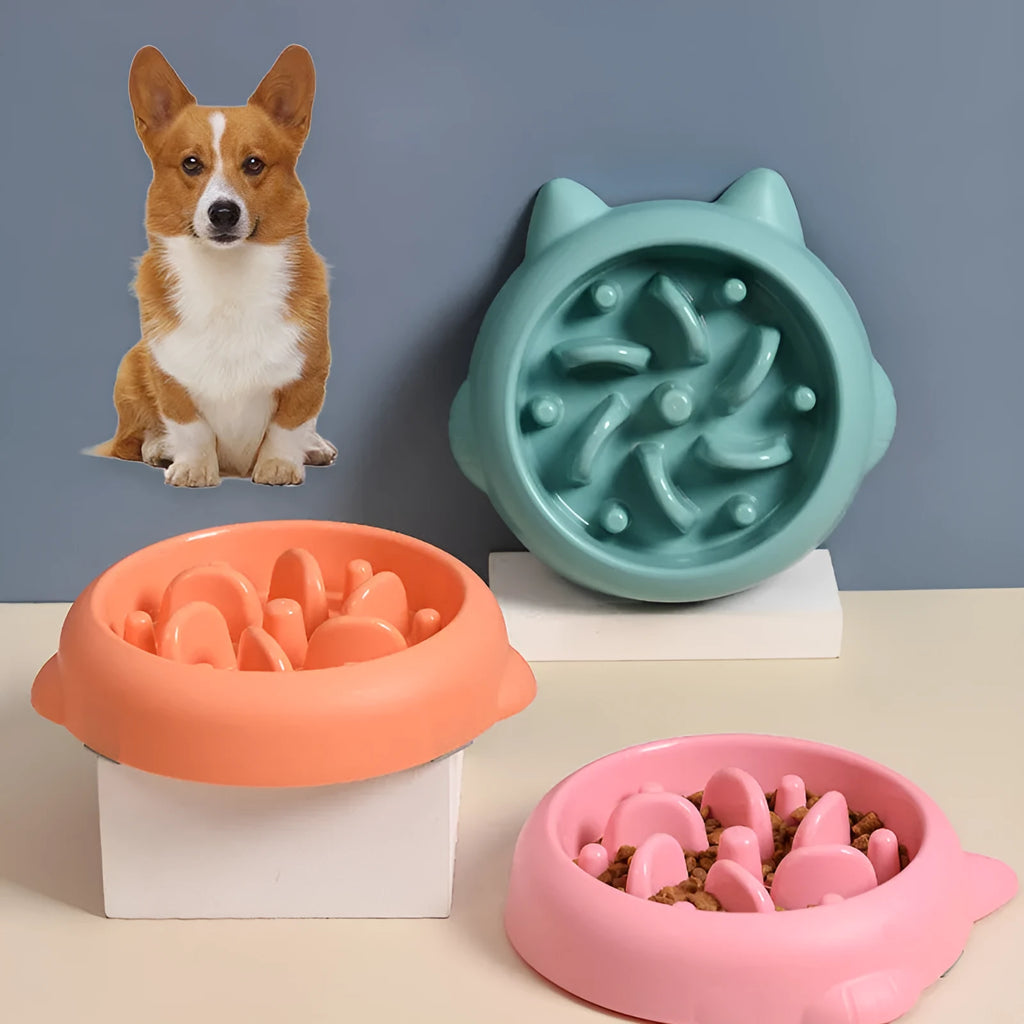 Green PP plastic slow feeder bowl for dogs with bone-shaped obstacles inside