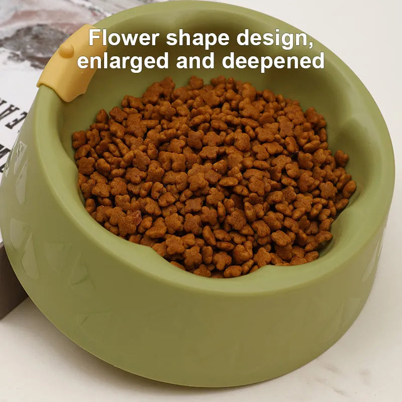 Green plastic anti-tipping pet bowl for cat or dog food and water