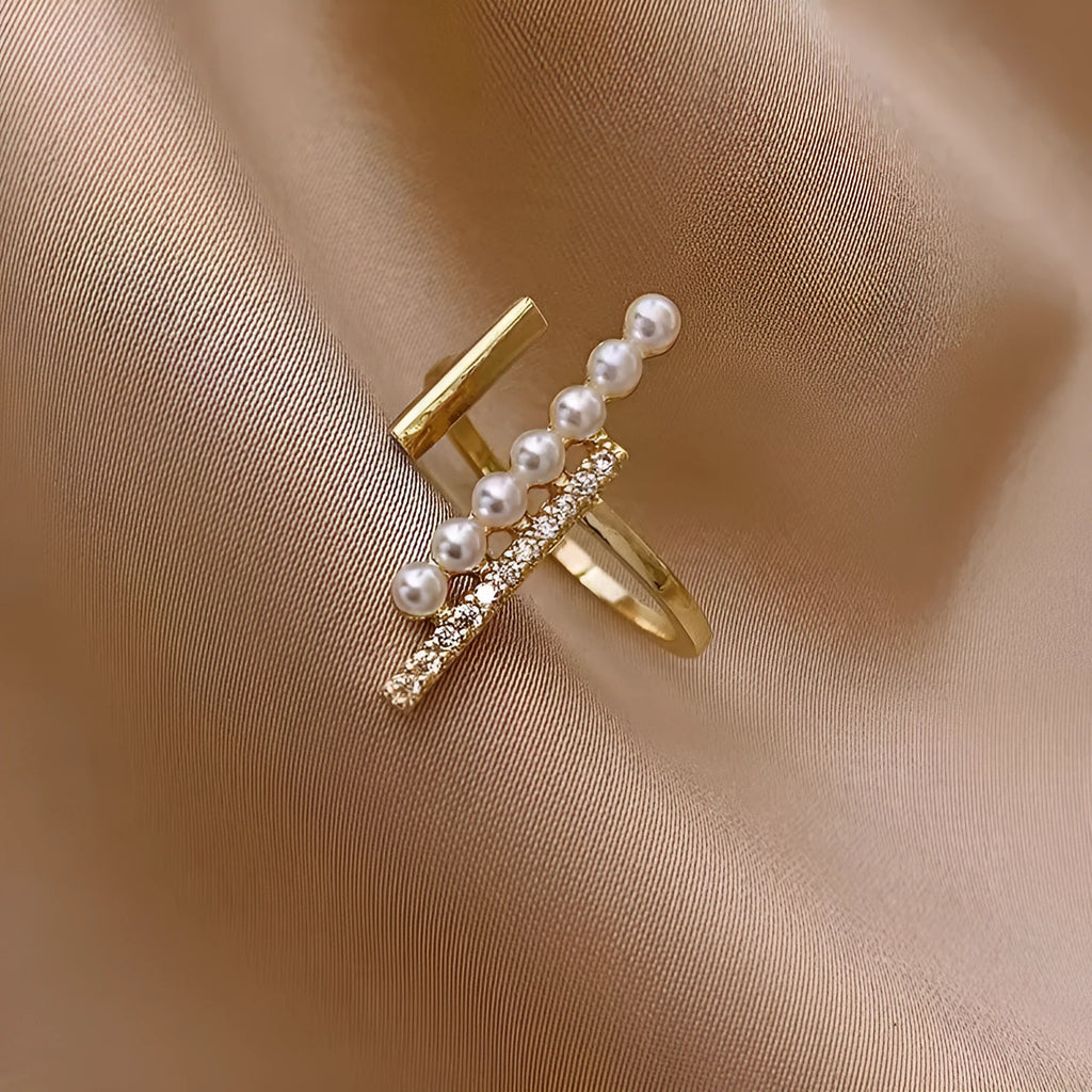 Gold geometric copper ring for women, high-grade light luxury design