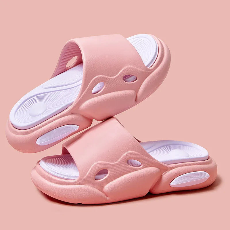 Two-colour couple slippers with thick EVA soles in black and white design