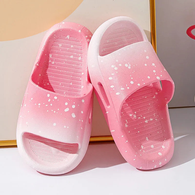 Gradient colour children's PVC summer slippers with non-slip soles in multiple size options