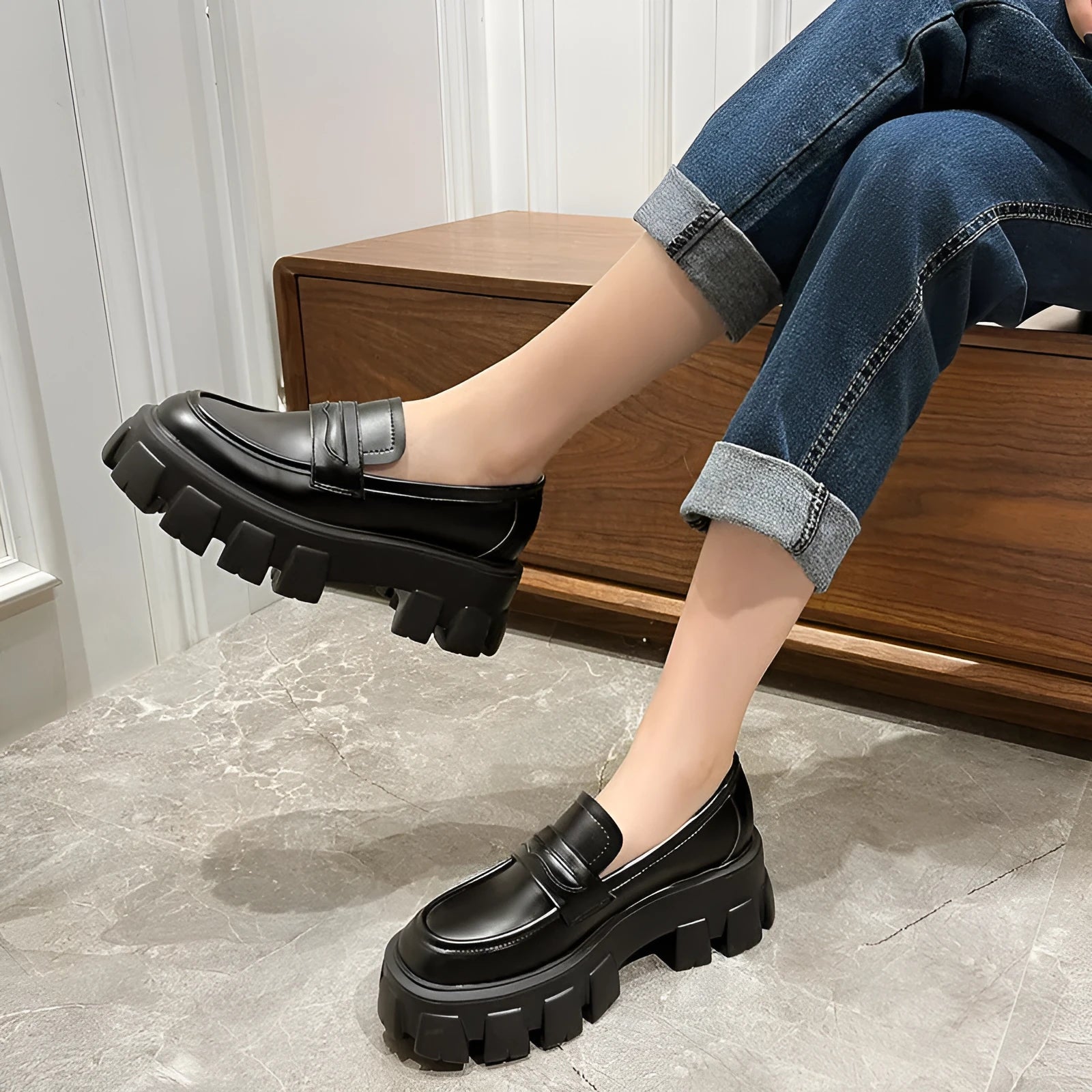 British style wide fit loafers in patent leather with rubber sole and muffin heel base