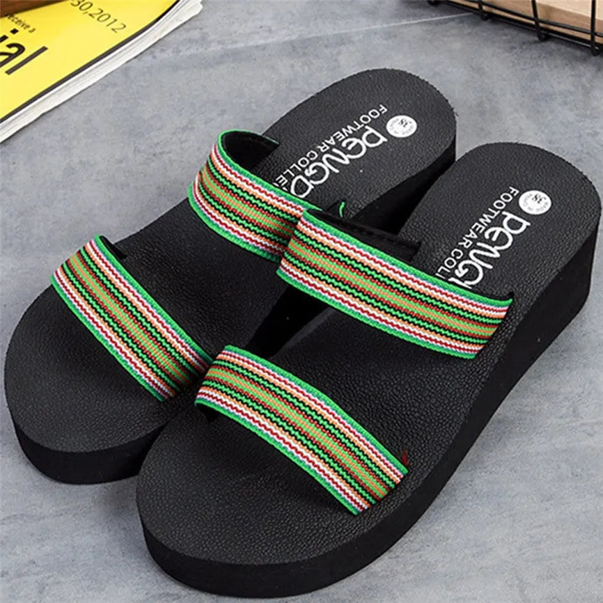 Women's bohemian summer slippers with elastic clip and raised heel in brown, green, or red.