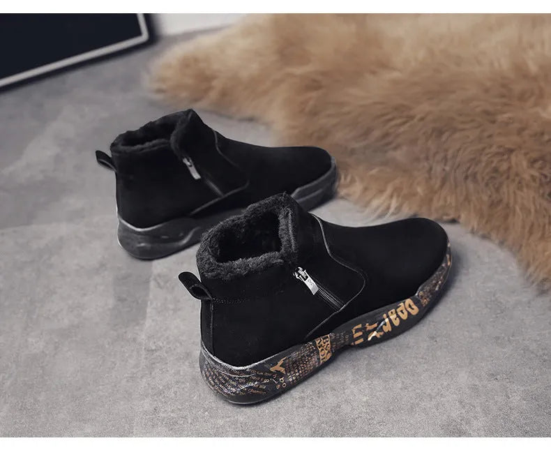 Men's high-top snow boots in 2280 black and white with suede upper and lace-up closure