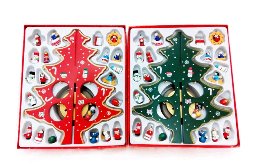 Hand-painted wooden Christmas tree desktop decoration in red and green colours