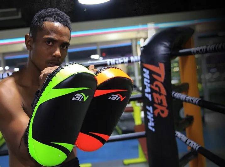 Taekwondo boxing protective gear target pad in fluorescent green with soft PU surface and elastic rubber liner