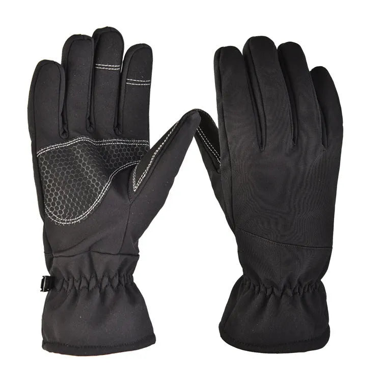 Tactical ski gloves in camouflage colour with touchscreen fingertips and anti-slip palm surface