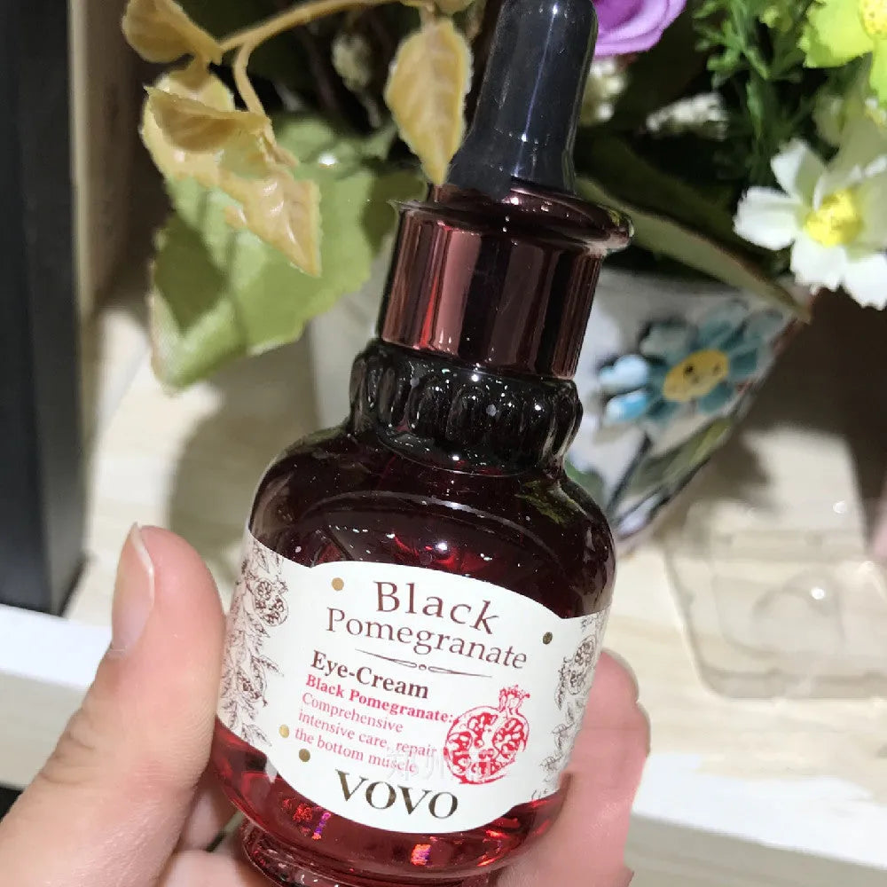 Pomegranate Extract Moisturising Water bottle, part of a skincare set with cream, essence, eye cream and cleanser.