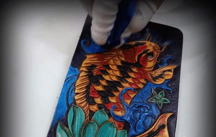 Men's hand-carved cow leather short wallet in red, blue, and gold colour options.