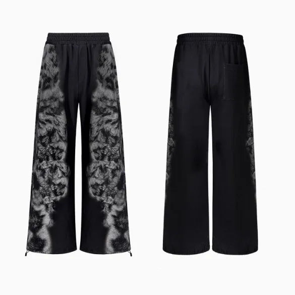 Street trendy printed loose pants and hoodie three-piece set showing collage stitching details