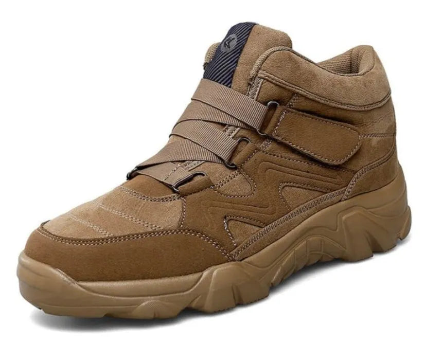Men's black leather casual shoes with rubber sole shown on a size 45 foot.