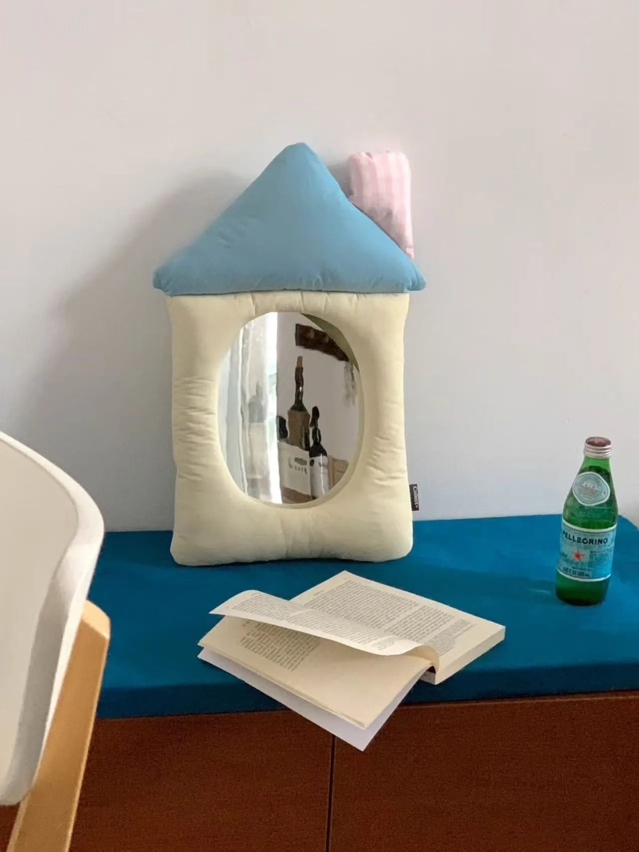 Korean-style decorative fabric pillow with integrated aluminium mirror in apple green colour