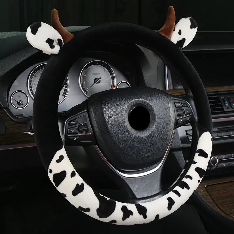 Short plush steering wheel cover showing protective handle section and 38cm diameter measurement