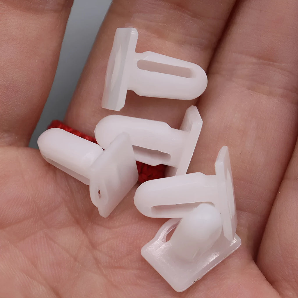 Black PA66 plastic automotive clip nails for trim panel attachment, D318 style, 60 pieces
