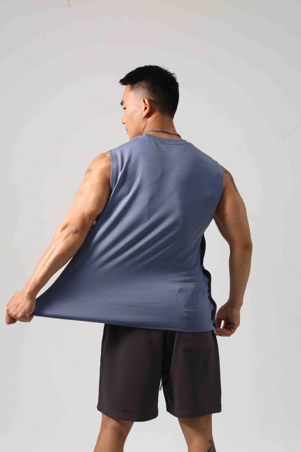 Korean style loose cotton fitness vest with hidden hook side openings in solid colour