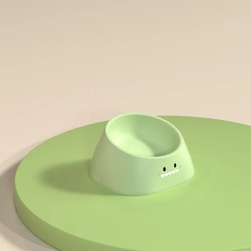 Green 15-degree tilted stainless steel cat bowl with fall-resistant base for cervical spine protection