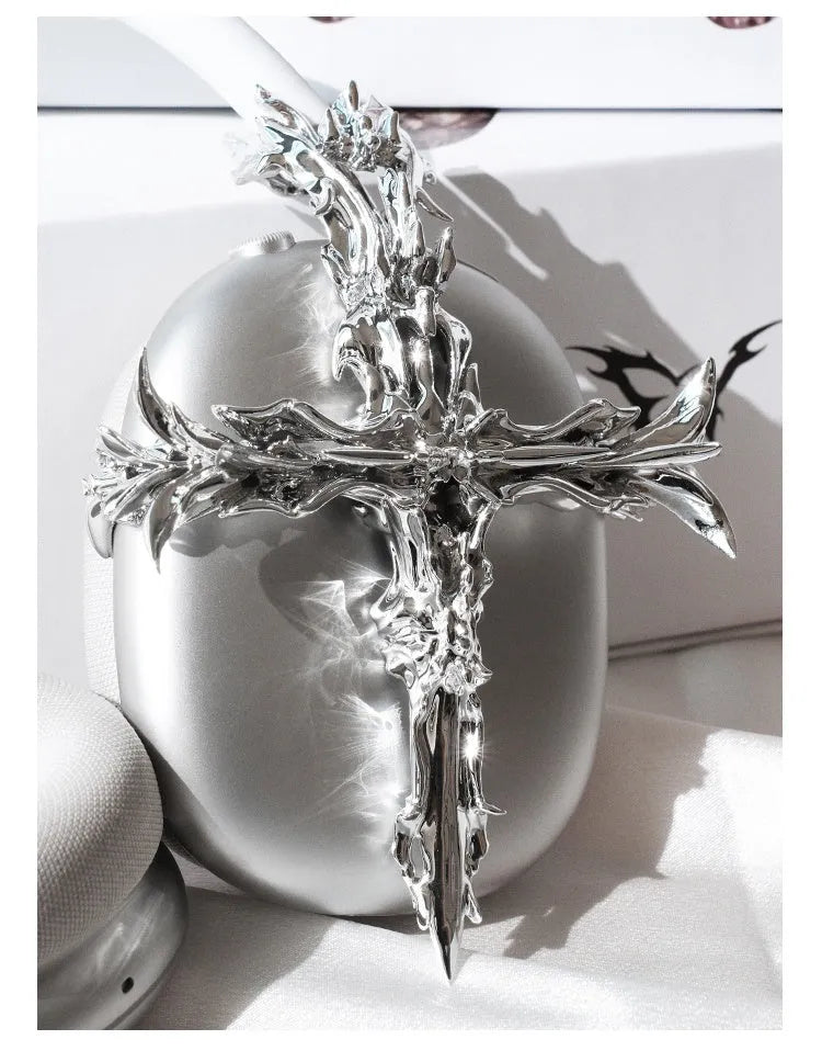 Gothic resin cross hard case headphone cover for Apple AirPods Max in silver colour