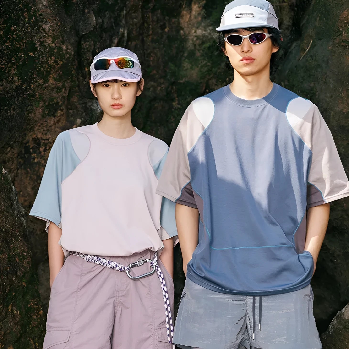 Men's patchwork contrast colour loose-fit sports T-shirt with raglan short sleeves.