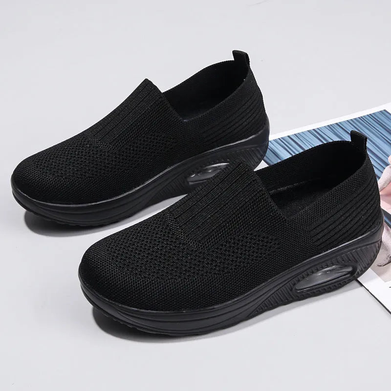 Women's mesh running shoes with air cushion technology in multiple colour options